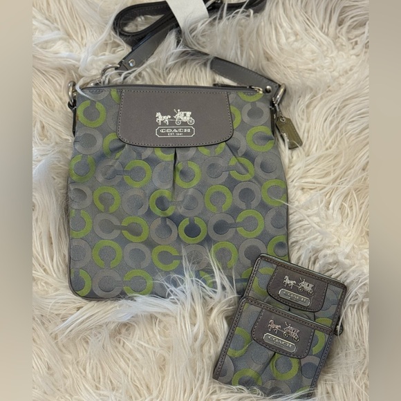 Like New Cute Coach Grey & Green Crossbody With New Matching Wallet! - Picture 9 of 9